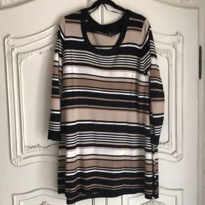 🌠Donated 1/2026 sweater dress tan black corn